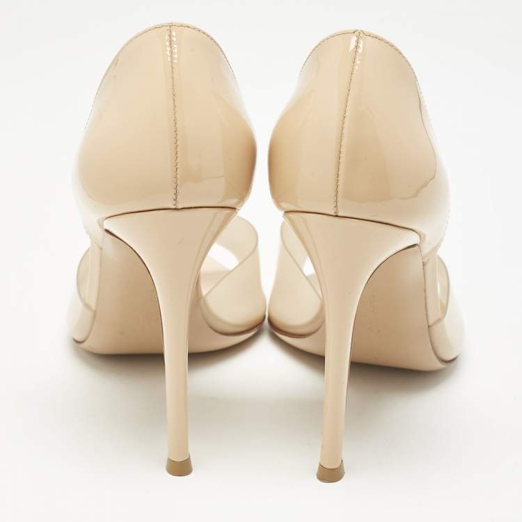 Pre Owned Gianvito Rossi Beige PVC and Patent Leather Bree Pumps Size 39