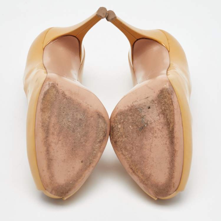 Pre Owned Gianvito Rossi Beige Patent Leather Peep Toe Platform Pumps Size 37.5