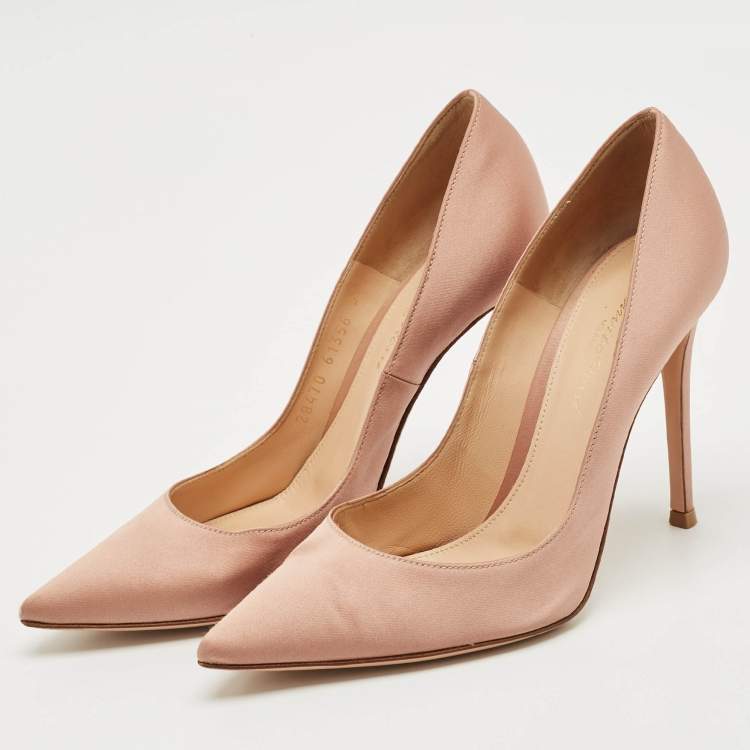 Pre Owned Gianvito Rossi Beige Satin 105 Pointed Toe Pumps Size 37.5