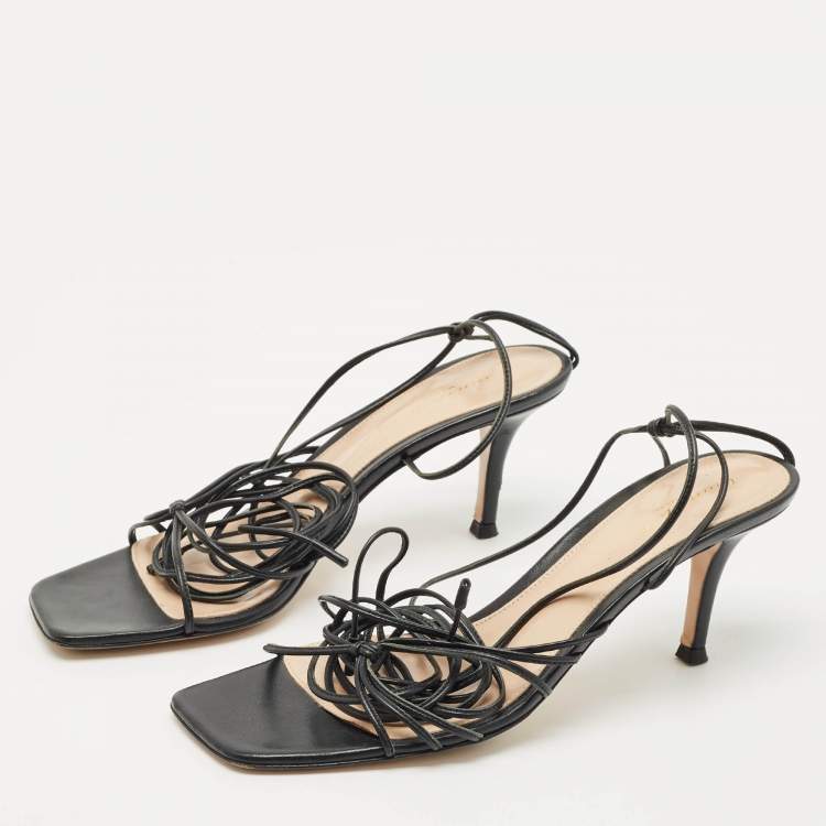 Pre Owned Gianvito Rossi Black Leather Sylvie Sandals Size 37.5