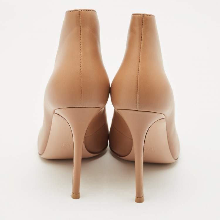 Pre Owned Gianvito Rossi Beige Leather Vamp Boots Size 40.5