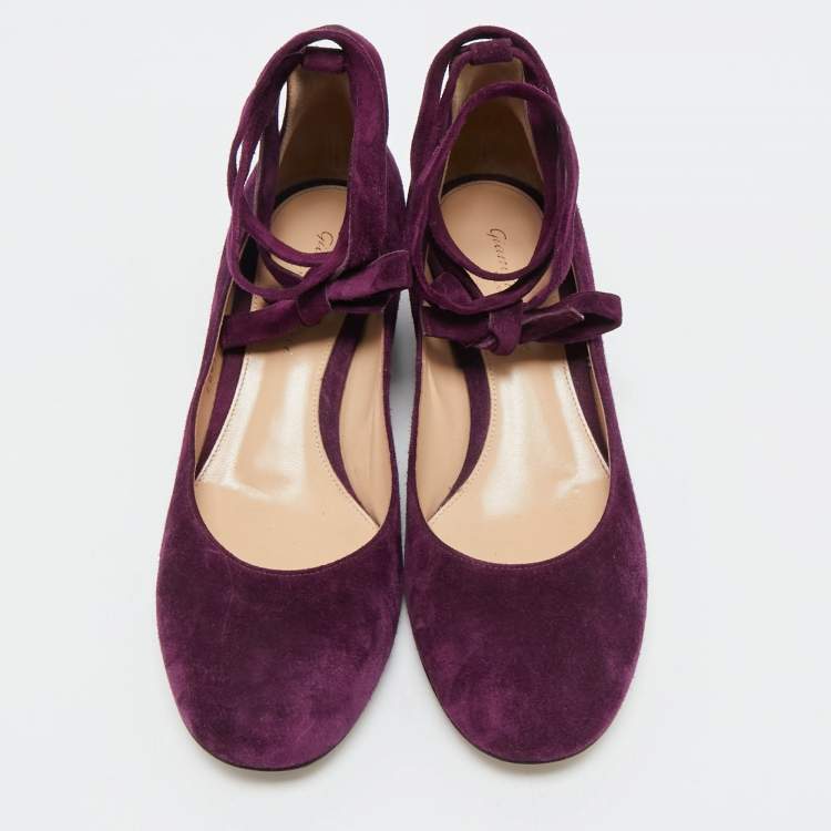 Pre Owned  Gianvito Rossi Purple Suede Mary Jane Pumps Size 37.5