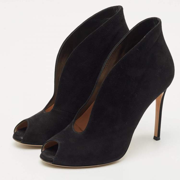 Pre Owned Gianvito Rossi Black Suede Vamp Peep Toe Booties Size 38.5