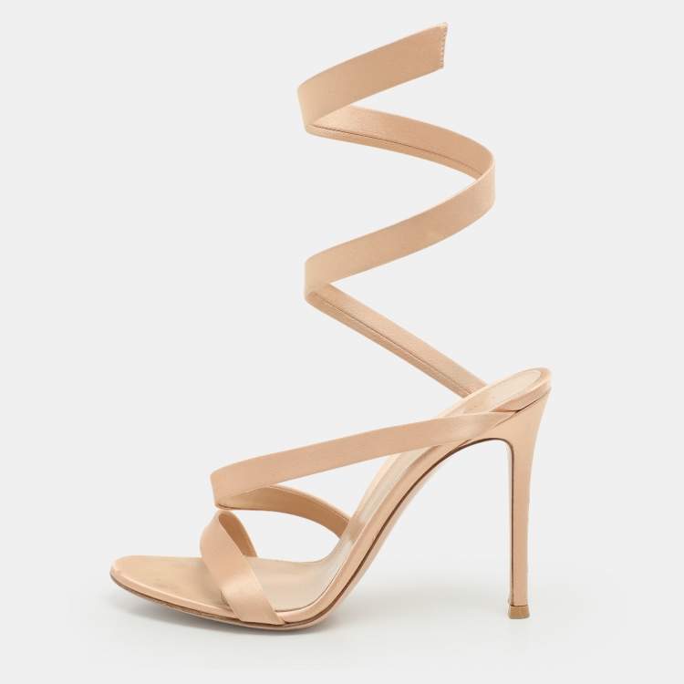 Pre Owned Gianvito Rossi Beige Satin Opera Twirl Ankle Wrap Sandals Size 38.5