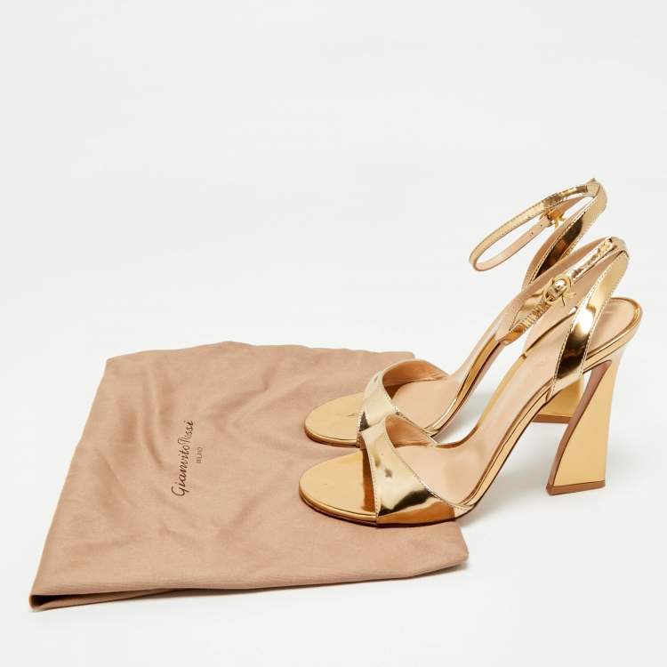 Pre Owned Gianvito Rossi Gold Leather Slingback Heeled Sandals Size 39
