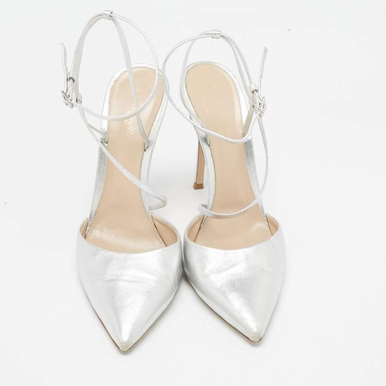 Pre Owned Gianvito Rossi Silver Leather Pointed Toe Ankle Strap Pumps Size 41