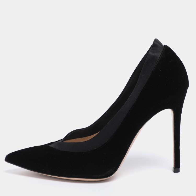 Pre Owned Gianvito Rossi Black Satin and Velvet Pumps Size 39