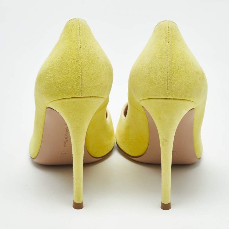 Pre Owned Gianvito Rossi Green Suede Pointed Toe Pumps Size 39