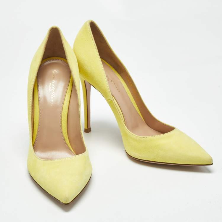 Pre Owned Gianvito Rossi Green Suede Pointed Toe Pumps Size 39
