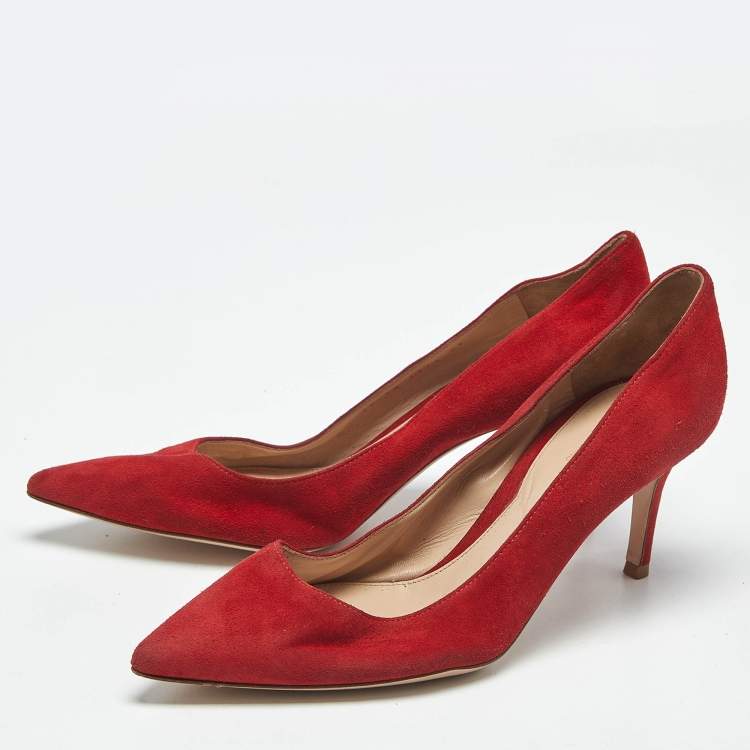 Pre Owned Gianvito Rossi Red Suede Pointed Toe Pumps Size 37
