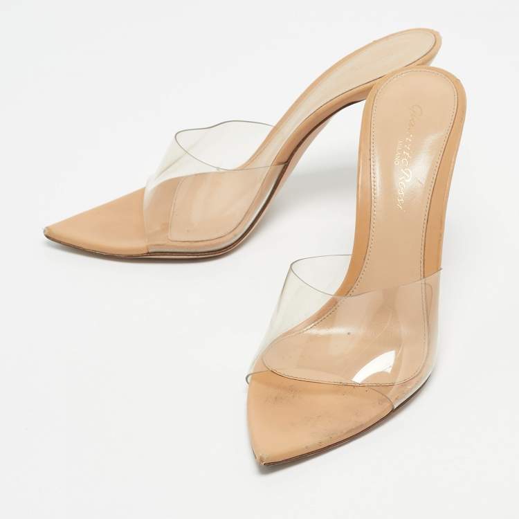 Pre Owned Gianvito Rossi Beige PVC Elle Slide Sandals Size 36.5