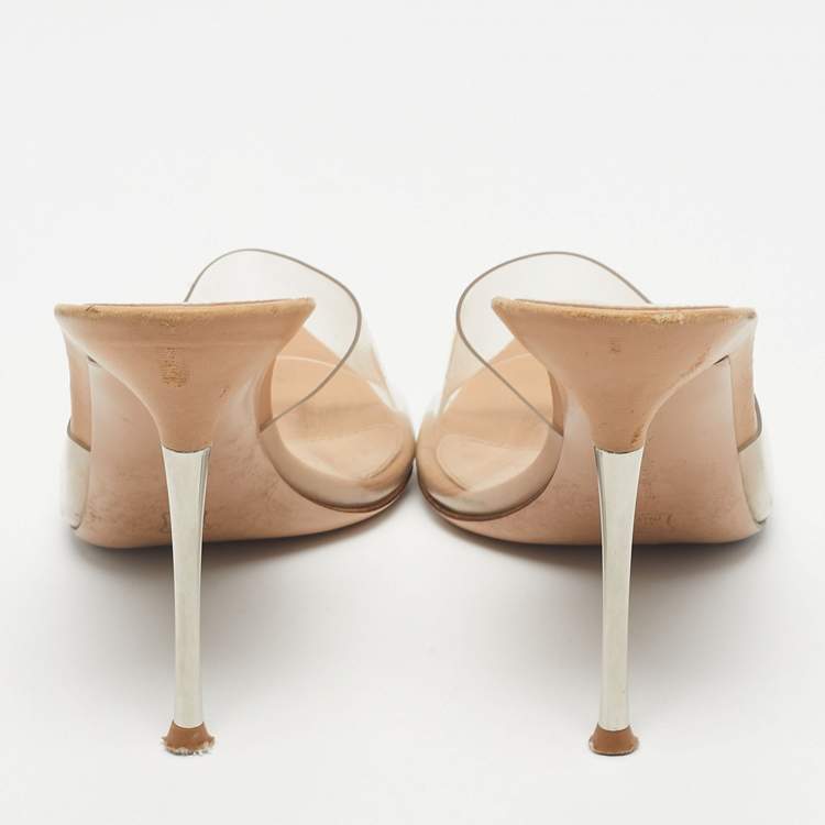 Pre Owned Gianvito Rossi Beige PVC Elle Slide Sandals Size 36.5