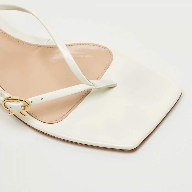Pre Owned Gianvito Rossi White Patent Leather Buckle Thong Slide Sandals Size 38                      