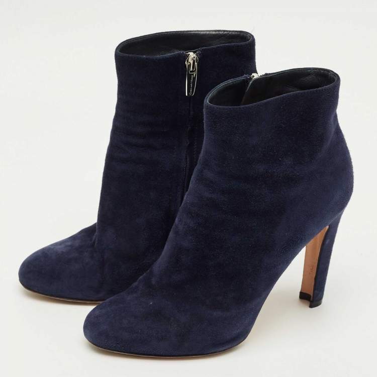 Pre Owned Gianvito Rossi Navy Blue Suede Ankle Length Boots Size 38