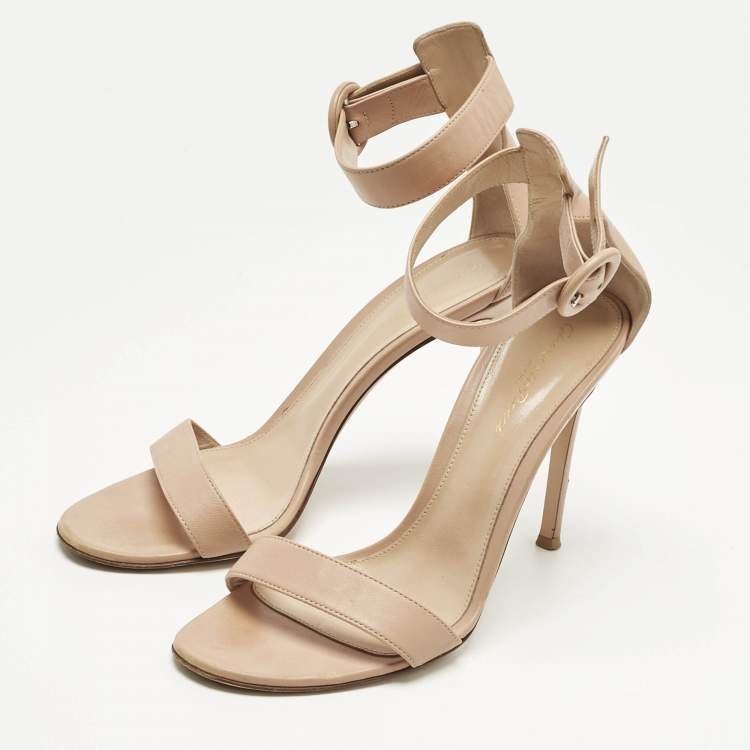 Pre Owned Gianvito Rossi Beige Leather Portofino Ankle Strap Sandals Size 39