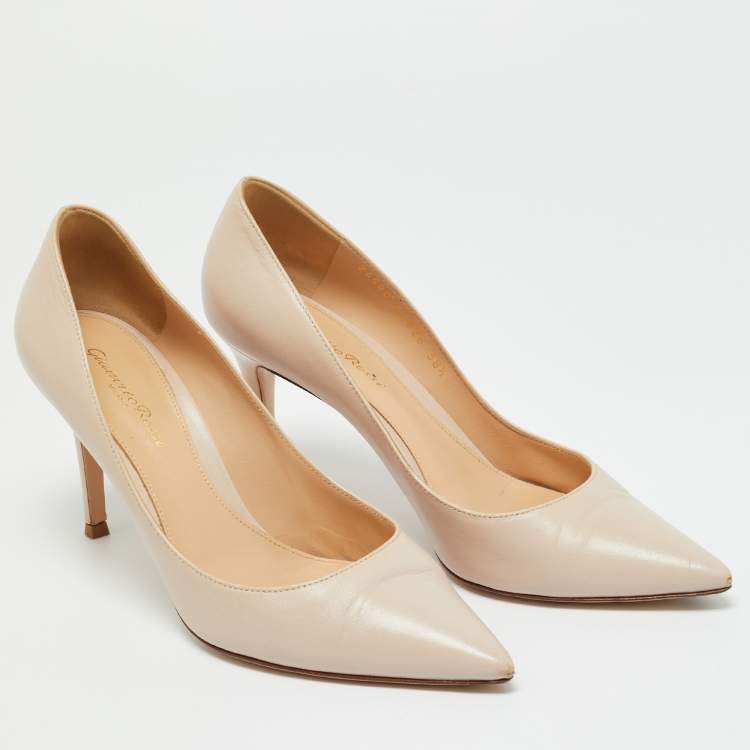 Pre Owned Gianvito Rossi Cream Leather Gianvito 105 Pumps Size 38