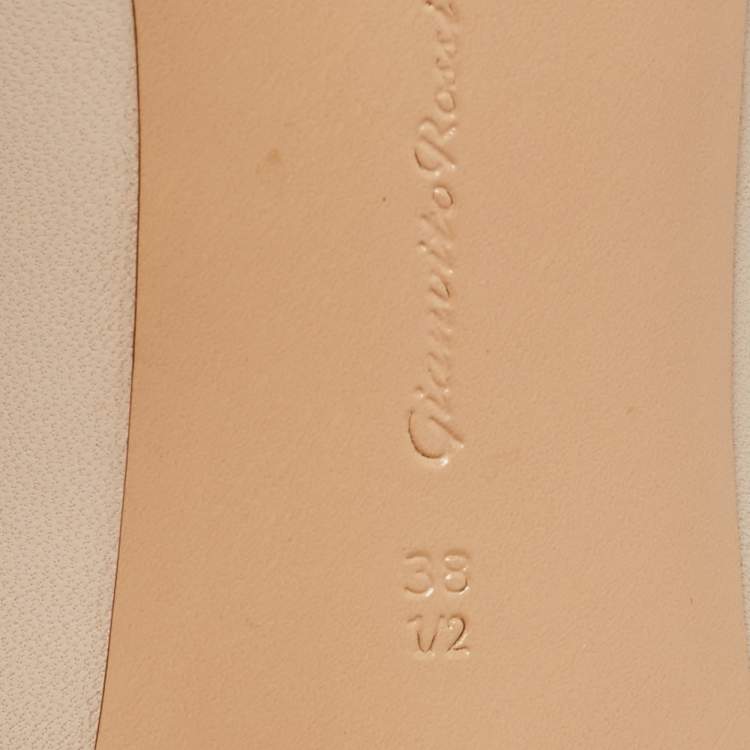 Pre Owned Gianvito Rossi Cream Leather Gianvito 105 Pumps Size 38