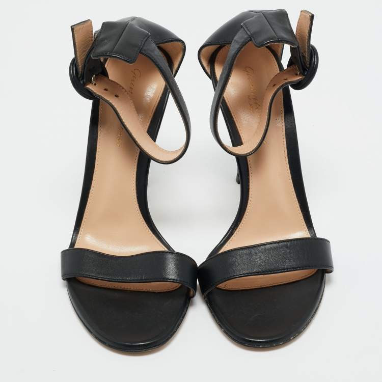Pre Owned Gianvito Rossi Black Leather Portofino Ankle Strap Sandals Size 37