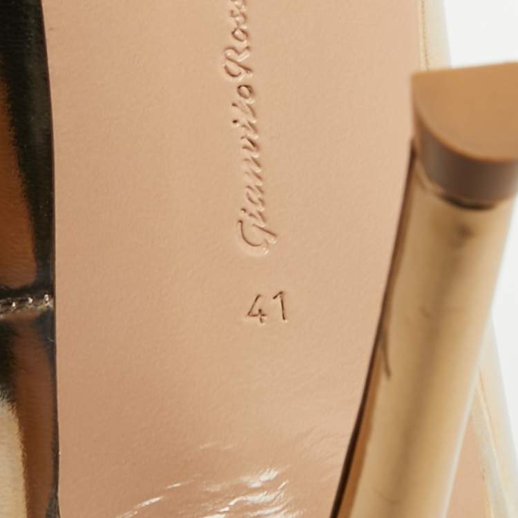 مملوكة مسبقًا Gianvito Rossi Gold Leather Musa Pumps Size 41