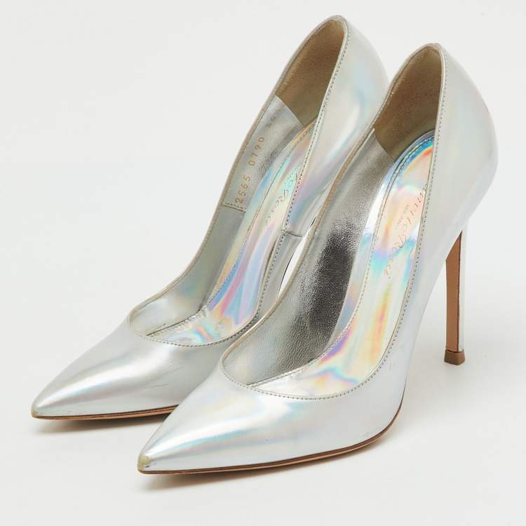 Pre Owned Gianvito Rossi Silver Holographic Leather Pointed Toe Pumps Size 36.5