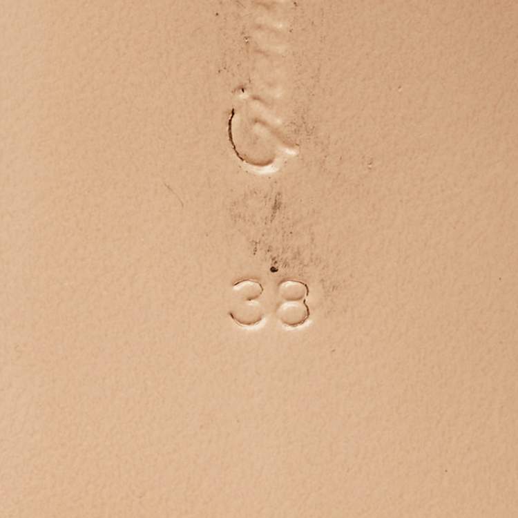 Pre Owned Gianvito Rossi Cream Patent Leather Aramis Pointed Toe Mules Size 38