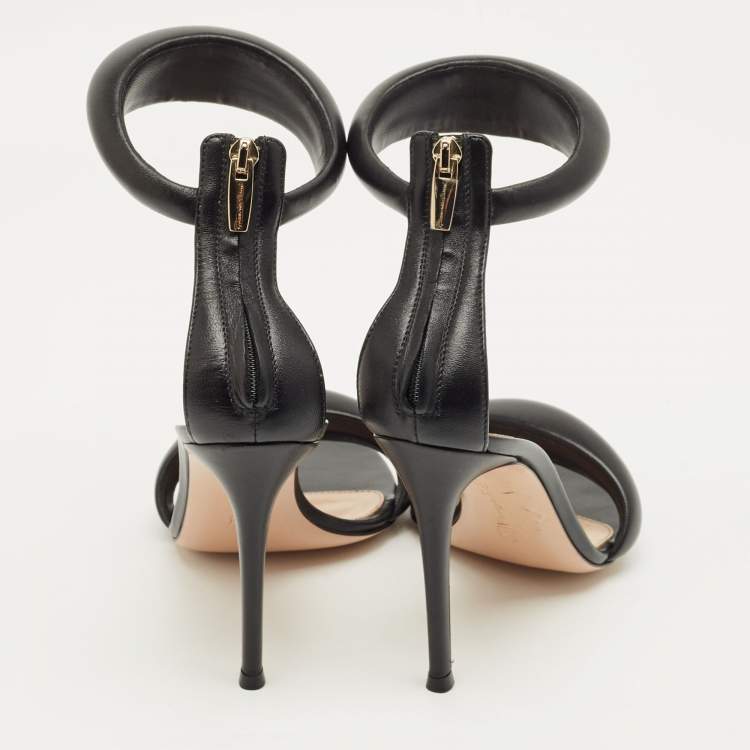 Pre Owned Gianvito Rossi Black Leather Bijoux Ankle Strap Sandals Size 39