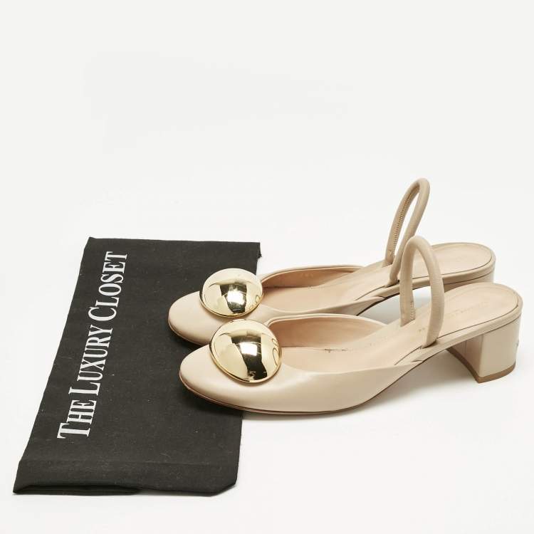 Pre Owned Gianvito Rossi Beige Leather Sphera Block Heel Pumps Size 38.5