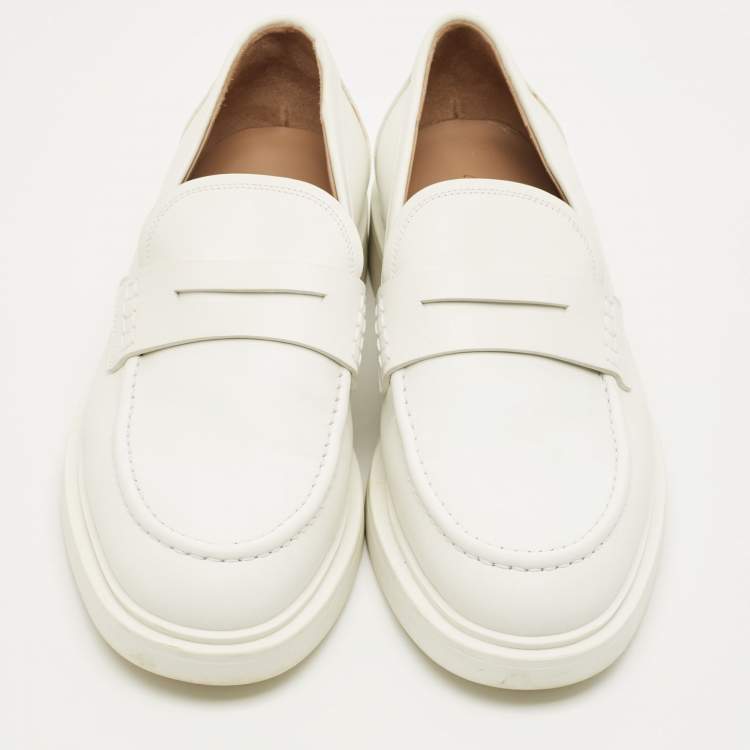Pre Owned Gianvito Rossi White Leather Slip On Loafers  Size 41