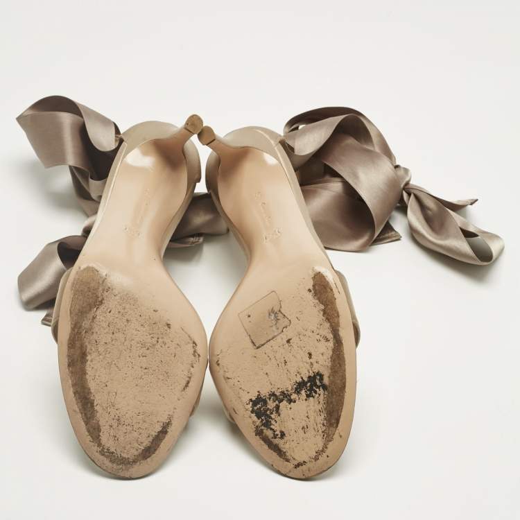 Pre Owned Gianvito Rossi Grey Satin Gala Ankle wrap Sandals Size 39.5