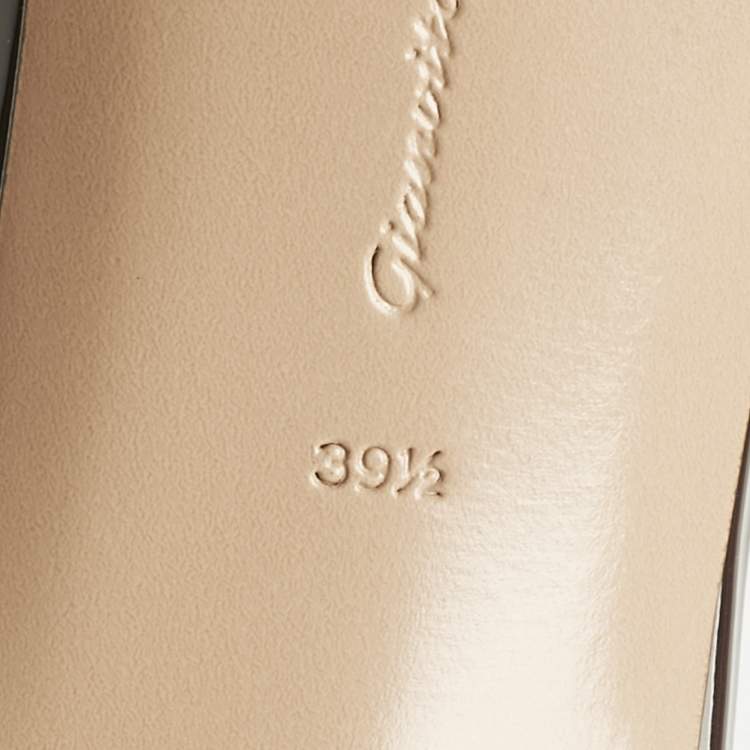 Pre Owned Gianvito Rossi Brown PVC Plexi Slide Sandals Size 39.5