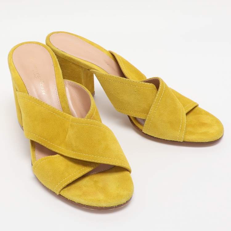 Pre Owned Gianvito Rossi Yellow Suede Mules Size 38