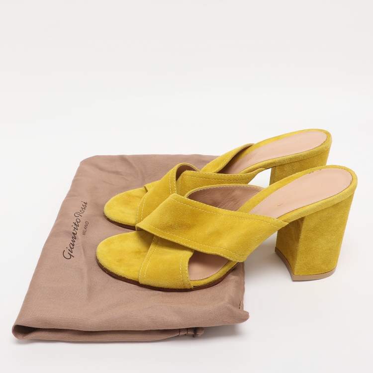 Pre Owned Gianvito Rossi Yellow Suede Mules Size 38