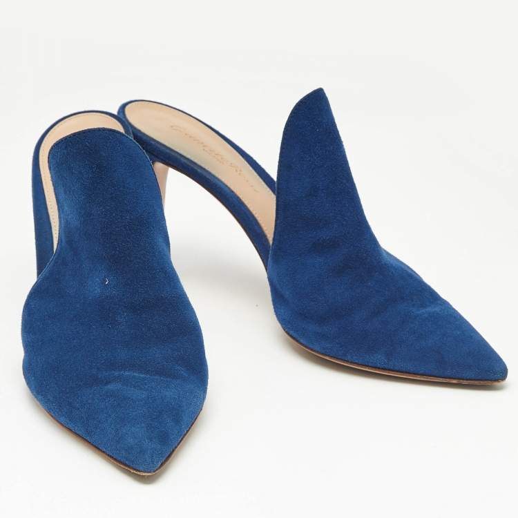 Pre Owned Gianvito Rossi Blue Suede Aramis Mules Size 36