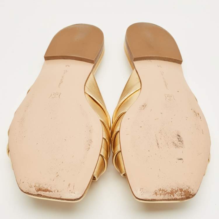Pre Owned Gianvito Rossi Gold Leather Flat Slide Size 36