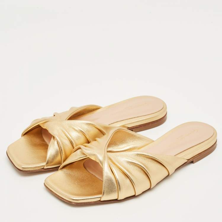 Pre Owned Gianvito Rossi Gold Leather Flat Slide Size 36