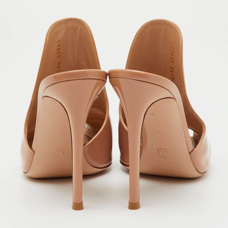 Pre Owned Gianvito Rossi Beige Patent Leather Peep Toe Mules Size 40