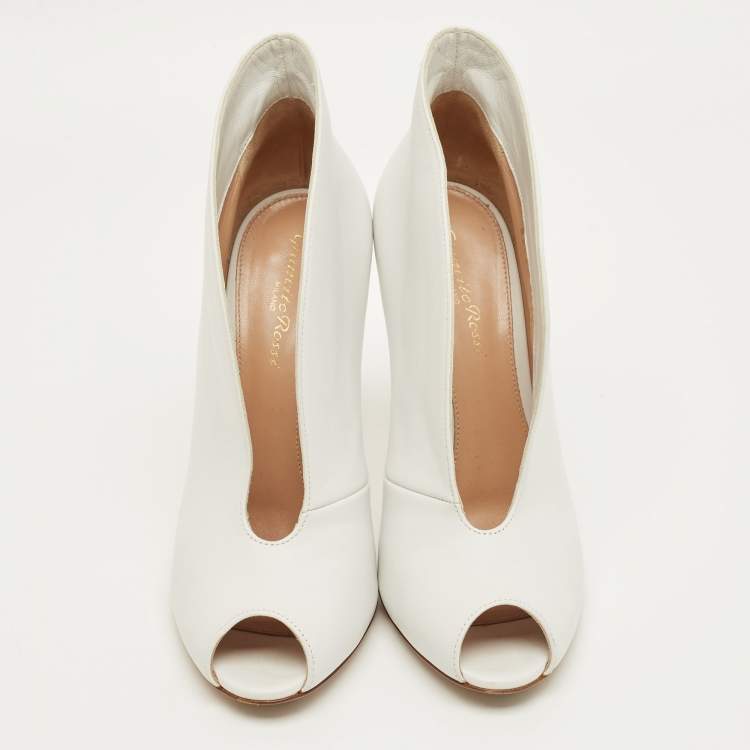 Pre Owned Gianvito Rossi White Leather Vamp Booties Size 37.5