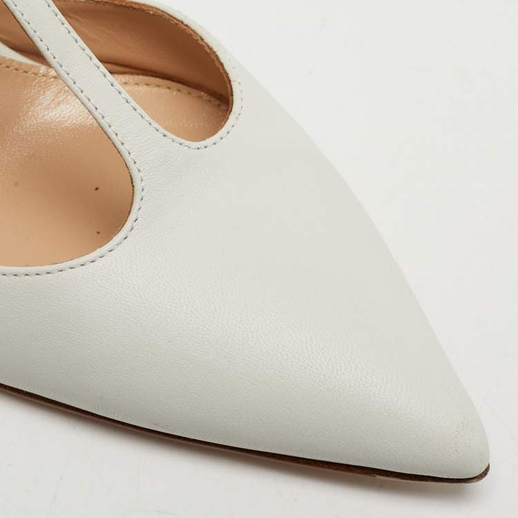 Pre Owned Gianvito Rossi White Leather Pointed Toe Ankle Strap Pumps Size 38