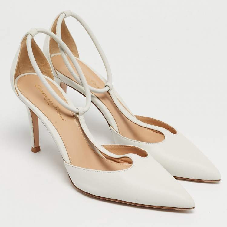 Pre Owned Gianvito Rossi White Leather Pointed Toe Ankle Strap Pumps Size 38