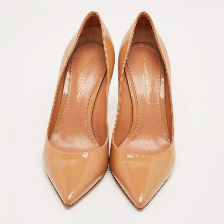 Pre Owned Gianvito Rossi Beige  Gianvito Pointed Toe Pumps Size 34