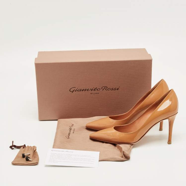 Pre Owned Gianvito Rossi Beige  Gianvito Pointed Toe Pumps Size 34