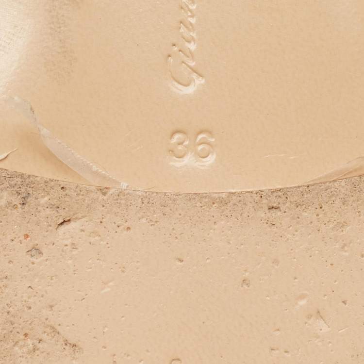 Pre Owned Gianvito Rossi Green Suede Ballet Flats Size 36