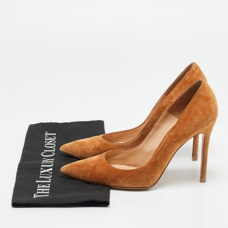 Pre Owned Gianvito Rossi Beige Suede Gianvito 105 Pumps Size 38.5