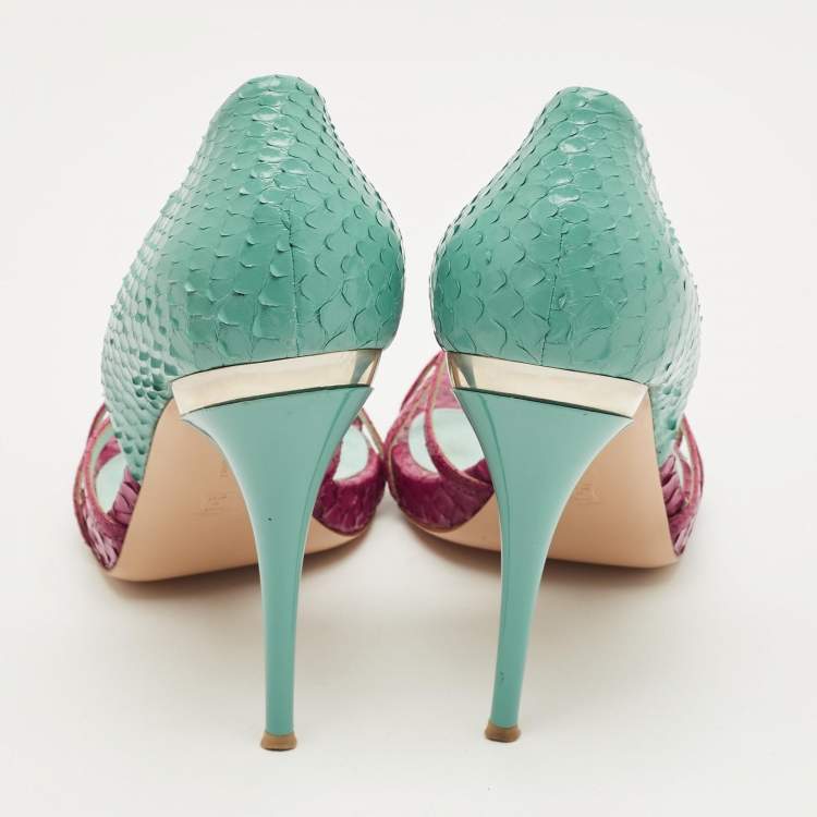 مملوكة مسبقًا Gianvito Rossi Pilacvi Size 40 Blue/Burgundy Python Leather D'orsay Pumps