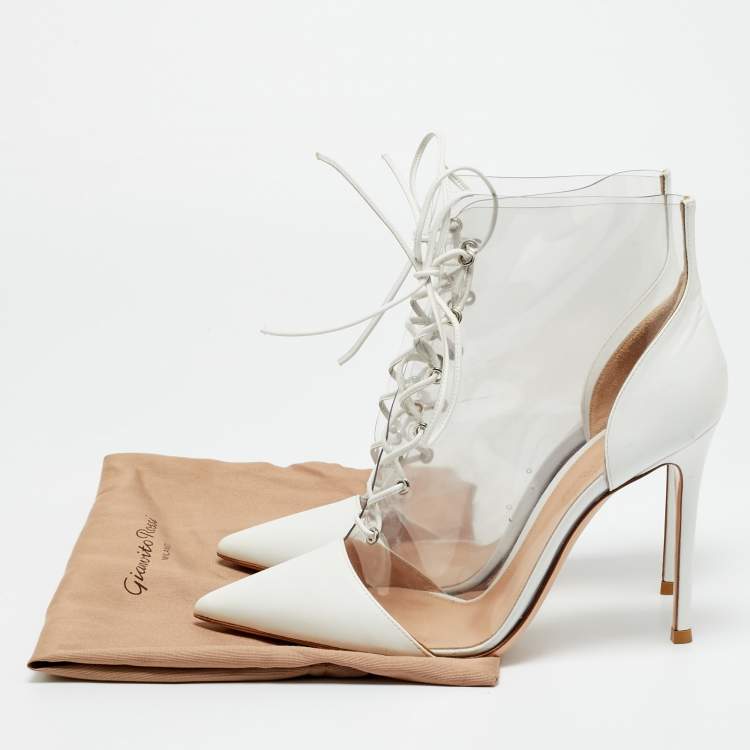 مملوكة مسبقًا Gianvito Rossi Icon Size 38.5 White Leather and PVC Ankle Length Boots