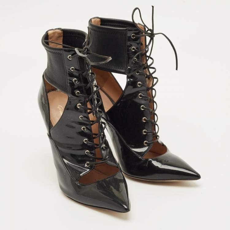 Pre Owned Gianvito Rossi Size 35.5 Black Patent Leather Pointed Toe Lace Up Ankle Length Boots