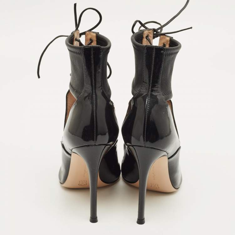 Pre Owned Gianvito Rossi Size 35.5 Black Patent Leather Pointed Toe Lace Up Ankle Length Boots