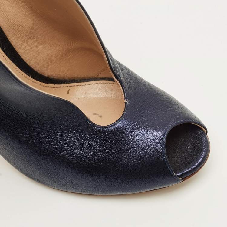 Pre Owned Gianvito Rossi High Vamp Size 35.5 Navy Blue Leather Peep Toe Pumps