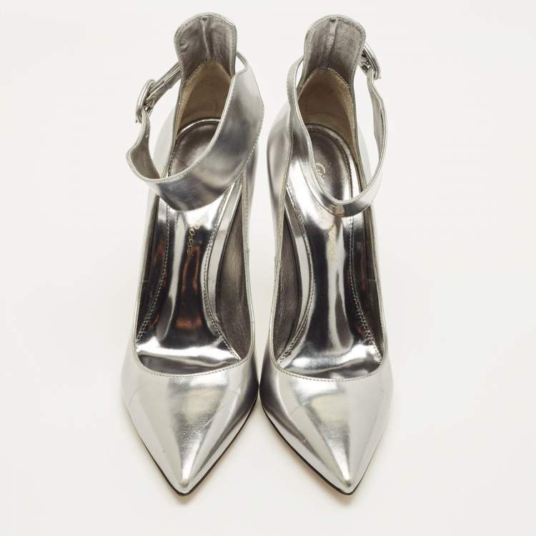 Pre Owned Gianvito Rossi Ankle Cuff Size 35 Silver Patent Leather Pumps