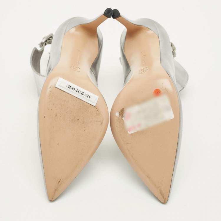 Pre Owned Gianvito Rossi Ankle Cuff Size 35 Silver Patent Leather Pumps